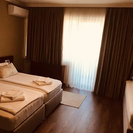 Bristol Hotel