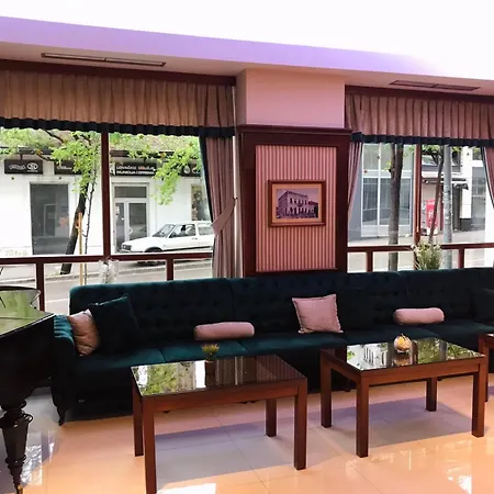 Hotel Bristol