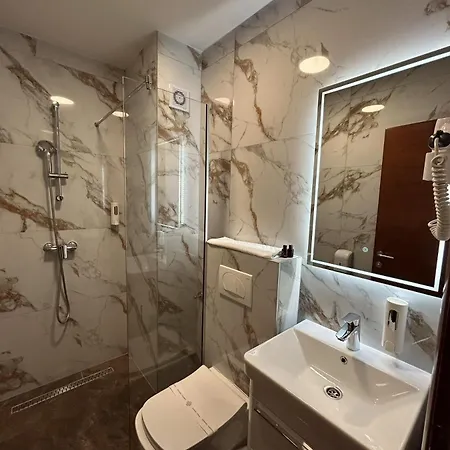 Bristol Hotel 4*