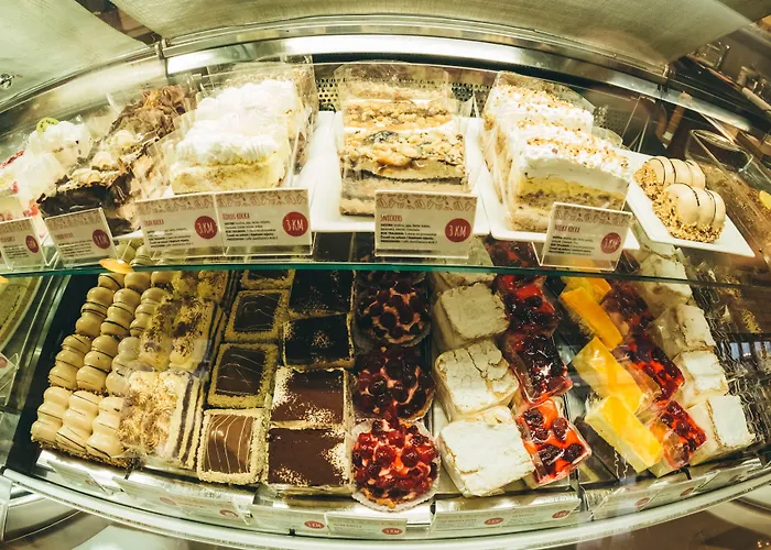 布里斯都酒店 4*